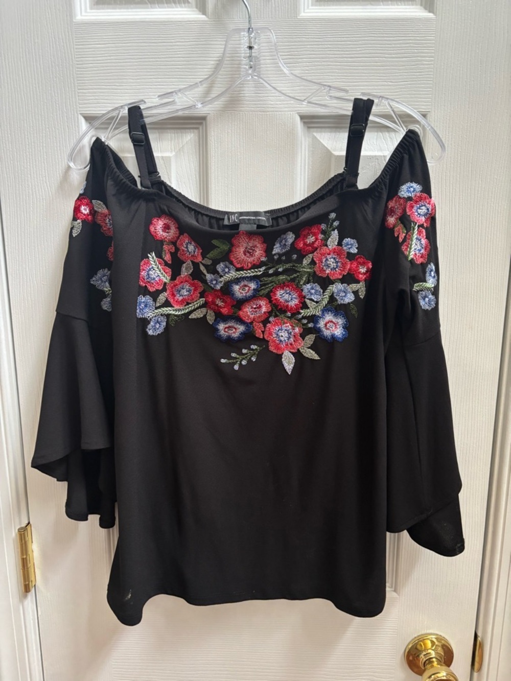 INC International Concepts Floral Embroidered Cold-Shoulder Top, Size S, NWOT - Picture 2 of 5